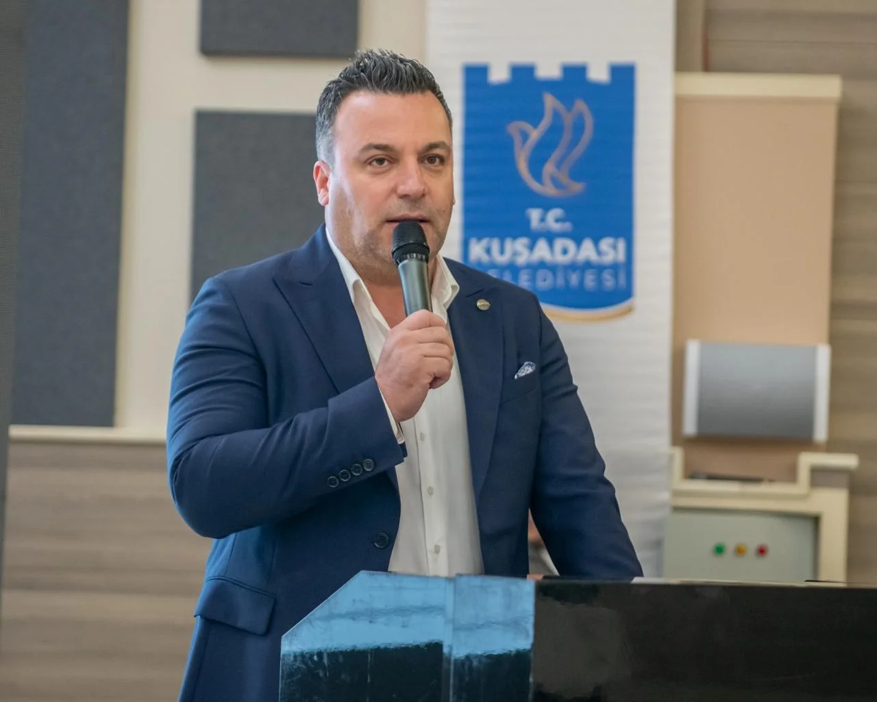 Başkan Vekili Demirtaş: "Kentimizin kimliğine ve doğasına çok yakışacak"