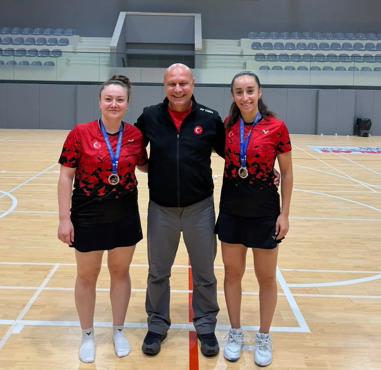 Erzincanlı badmintonculardan uluslararası turnuvada 4 madalya