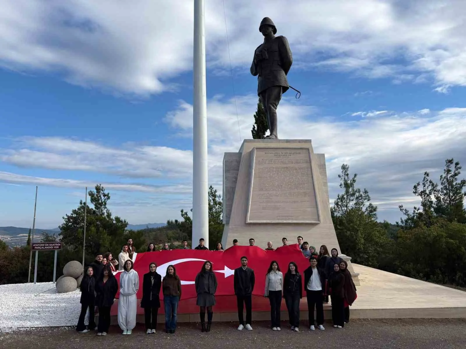 Gençler Çanakkale ruhunu yerinde yaşadı