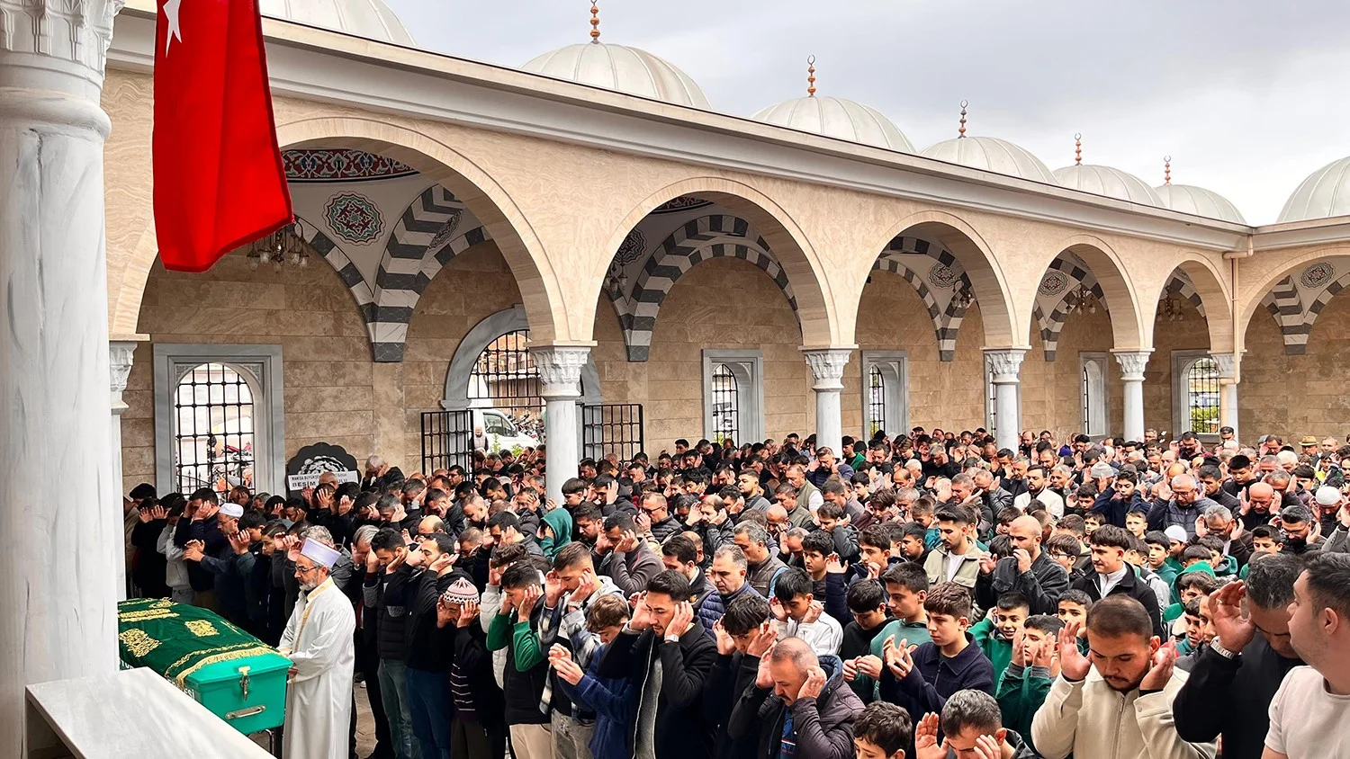 Kalbine yenilen 15 yaşındaki çocuk son yolculuğuna uğurlandı