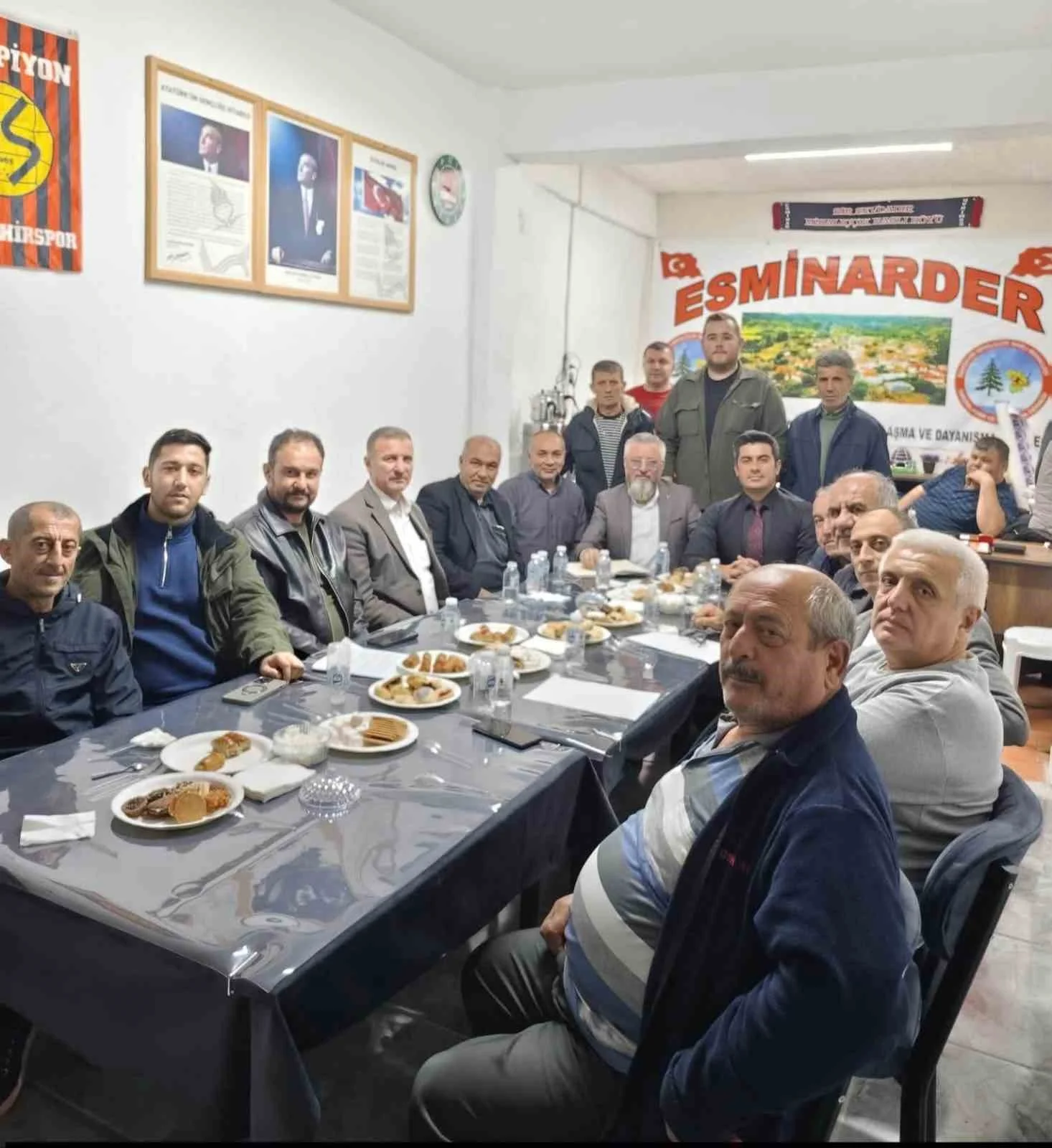 Mihalıççıklı dernekler Yunusemre Platformu çatısı altında buluştu