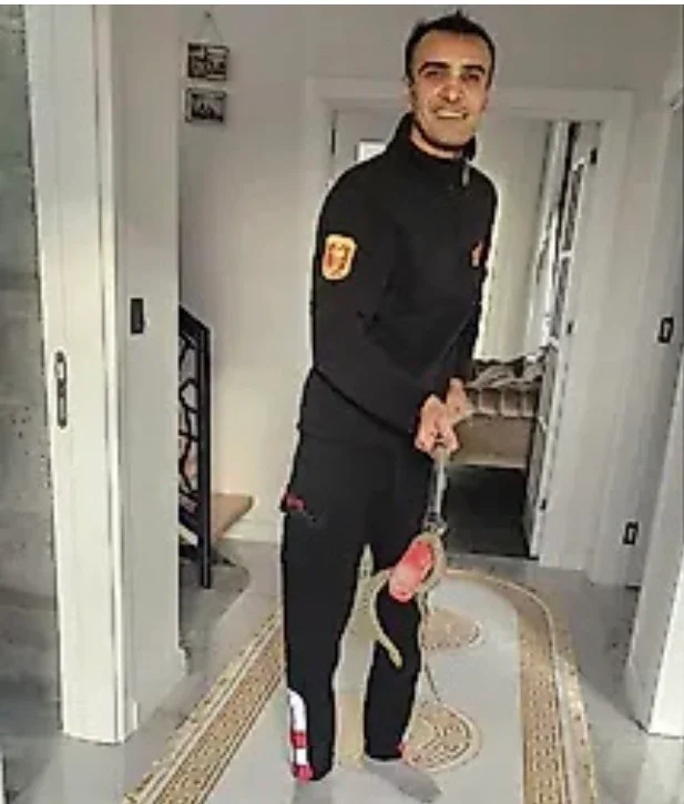 Siirt’te eve giren 1 buçuk metrelik yılan 3 saatte yakalandı