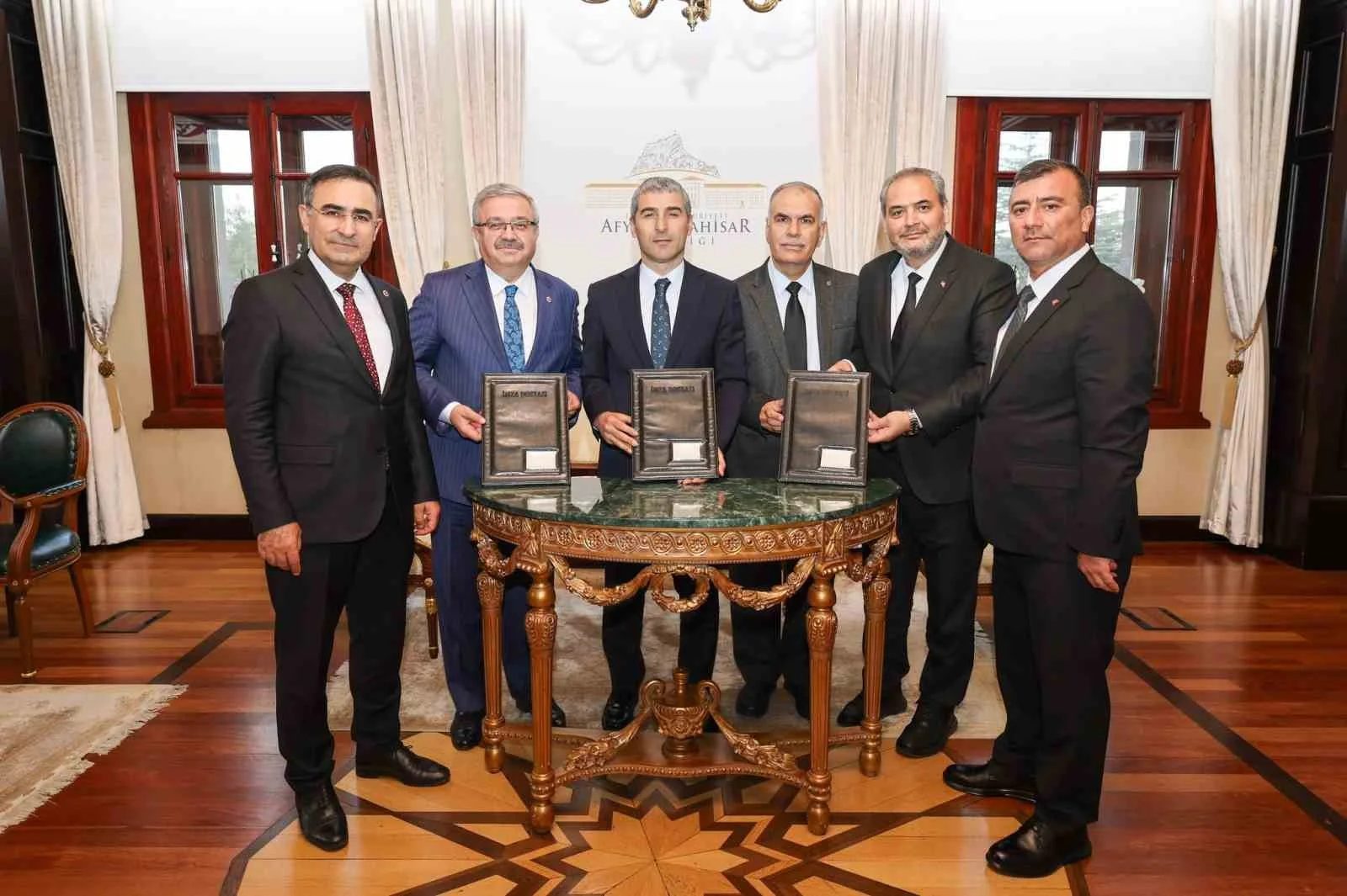 Afyonkarahisar’da bin 858 öğrenciye İŞKUR Gençlik Programı desteği