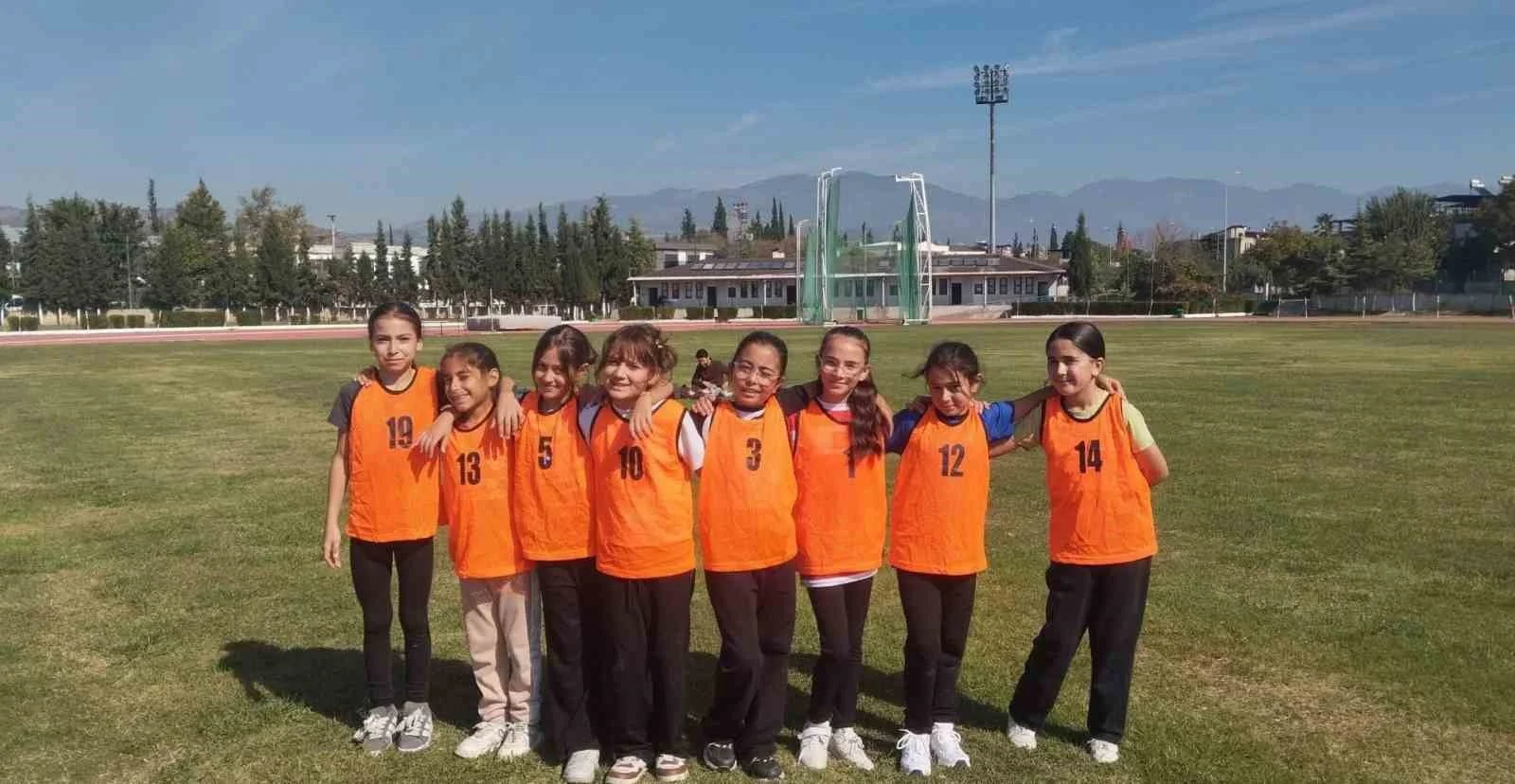 Aydınlı 4 öğrenci atletizmde bölge yarışlarına katılacak