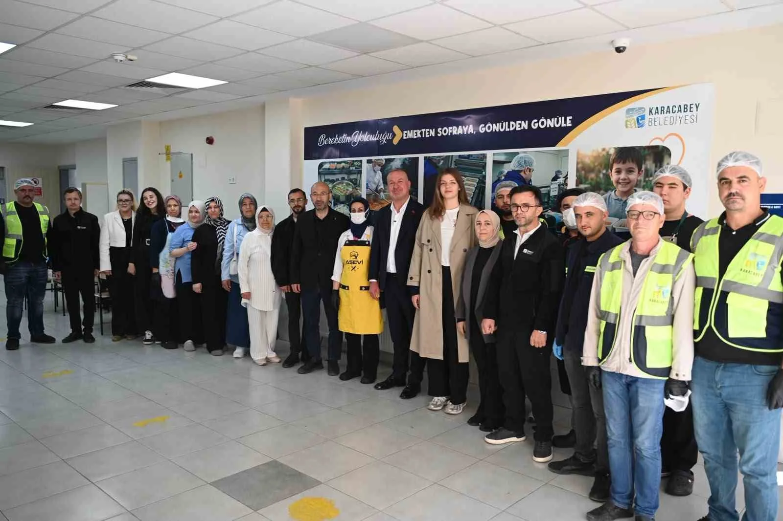 Karacabey Belediyesi’nden her kesime dokunan sosyal destekler