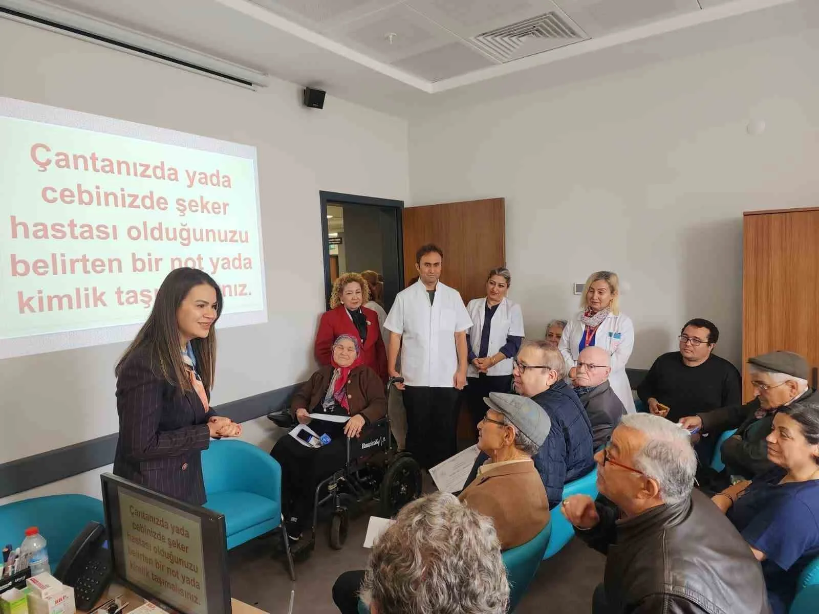 Aydın’da 18 diyabet hastası eğitimlerini tamamlayıp sertifika aldı