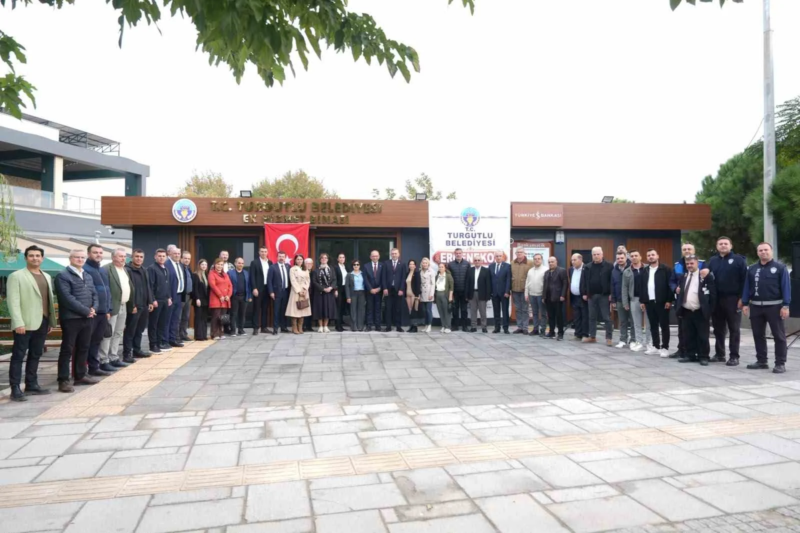 Turgutlu’da belediye hizmeti vatandaşın ayağına geldi