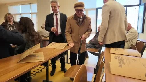 Niğde’de üniversite sıralarında yaş sınırı kalktı: 60 yaş üstü öğrenciler ilk derslerine başladı