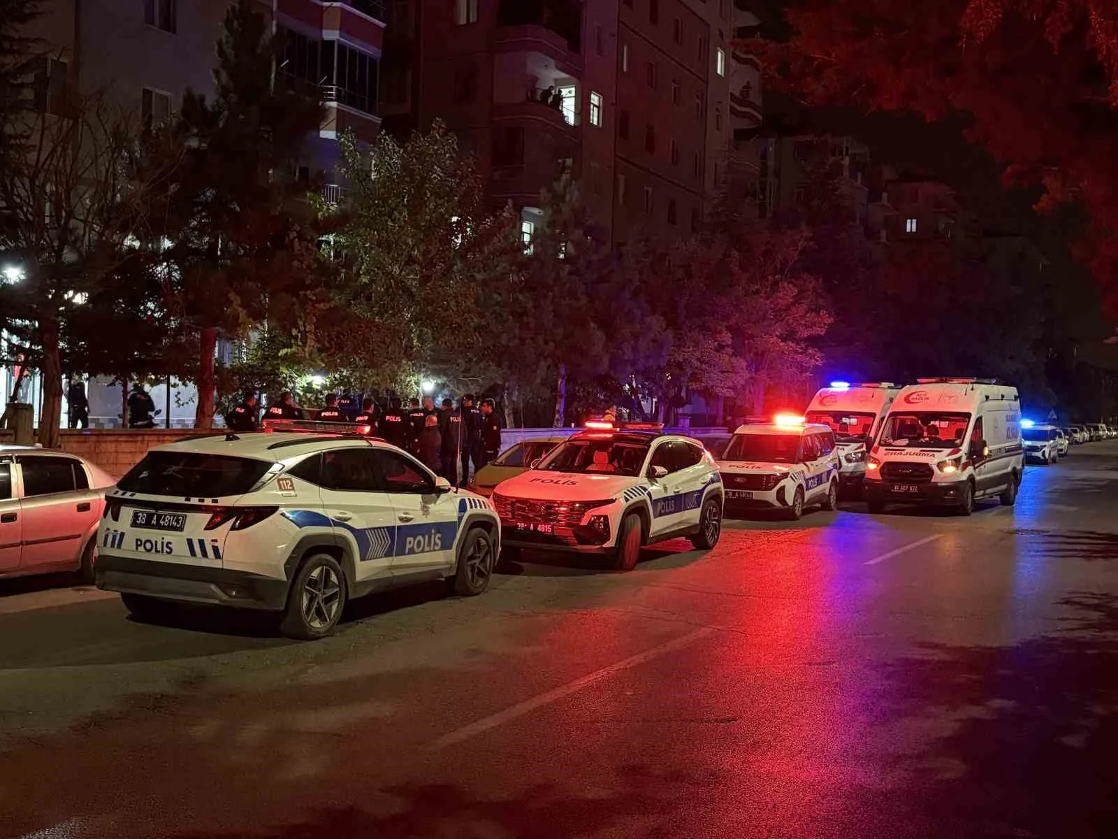 Önce babasını öldürdü, ardından intihar girişiminde bulundu