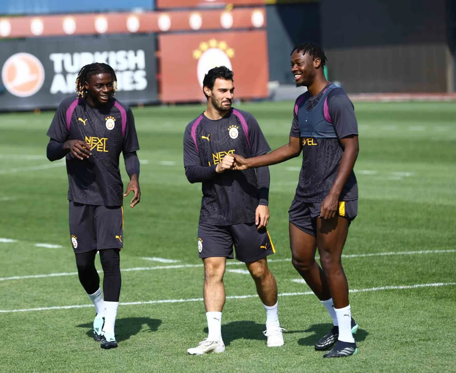Galatasaray, Barcelona maçı hazırlıklarını tamamladı