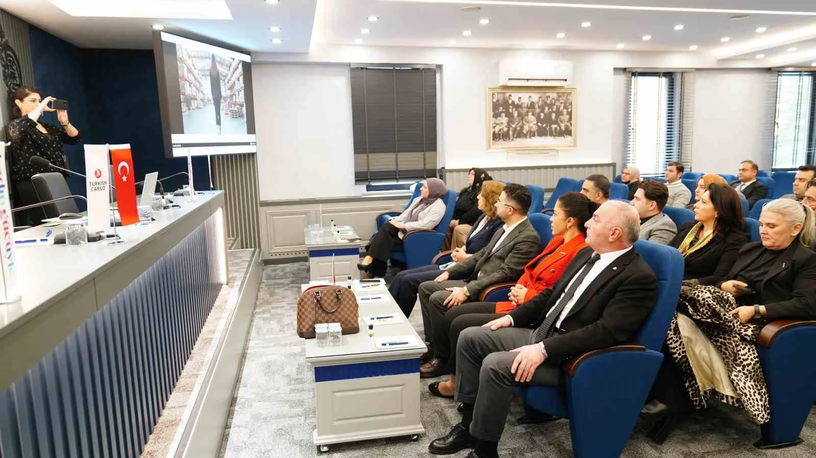 ETSO’da "Kadın Gücüyle Kalkınma Projesi Gümrük ve Dış Ticaret Eğitimi" düzenlendi