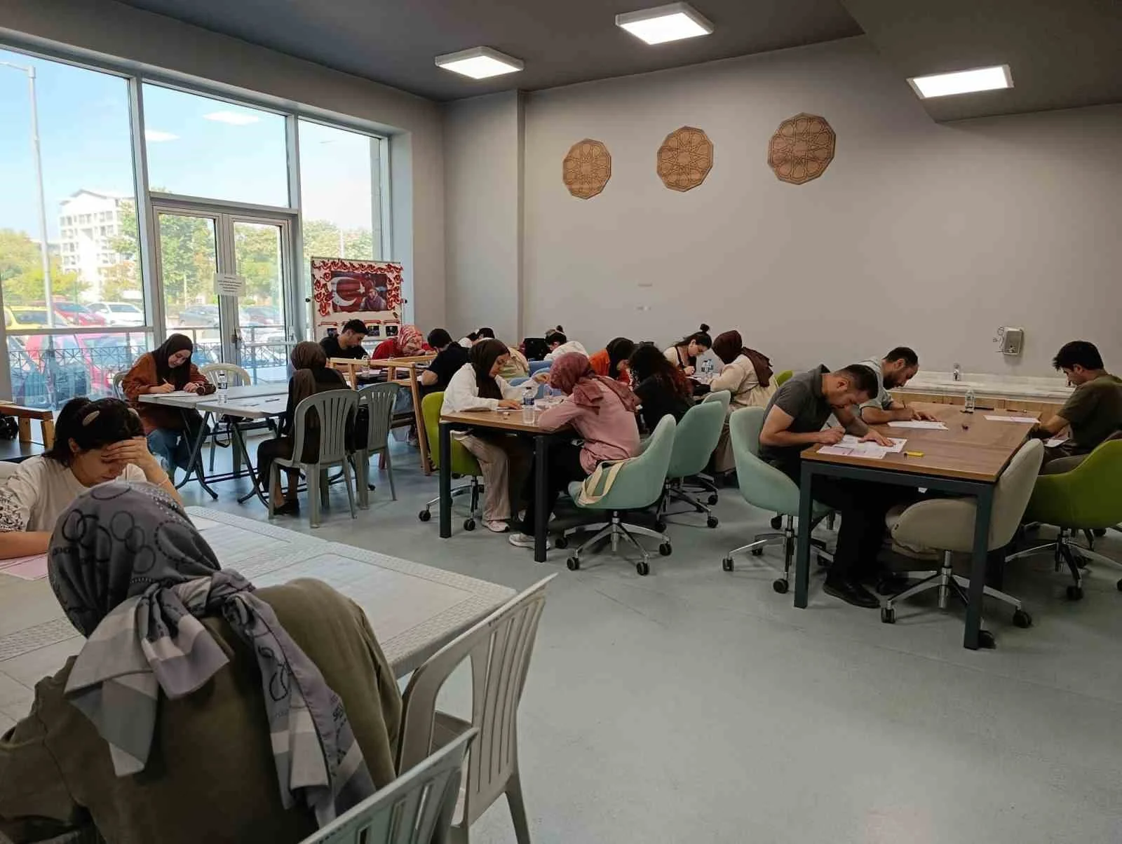 Yıldırım’da gençlere KPSS provası
