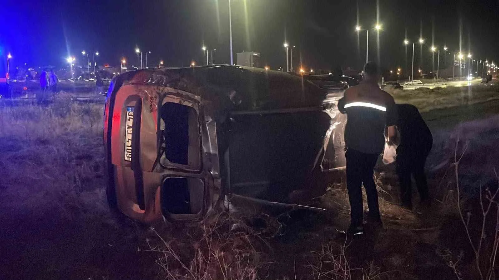 Karaman’da yağmur nedeniyle kayganlaşan yol kazaya neden oldu: 1 yaralı