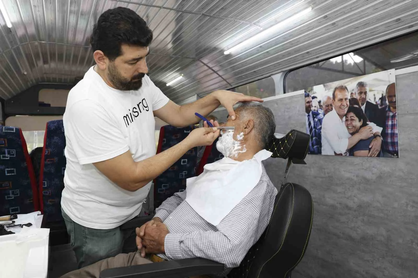 Mersin’de mobil kuaför hizmeti 40 bin 100 kişiye ulaştı