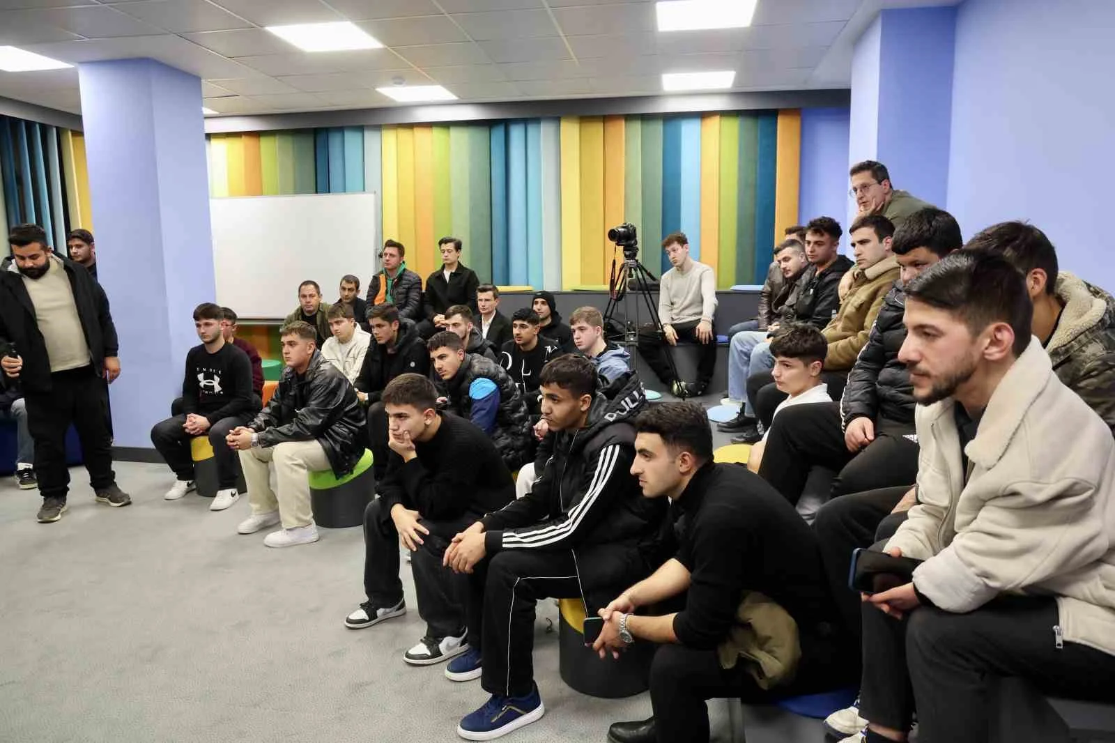 Darıca Belediye Başkanı Bıyık gençlerle buluştu