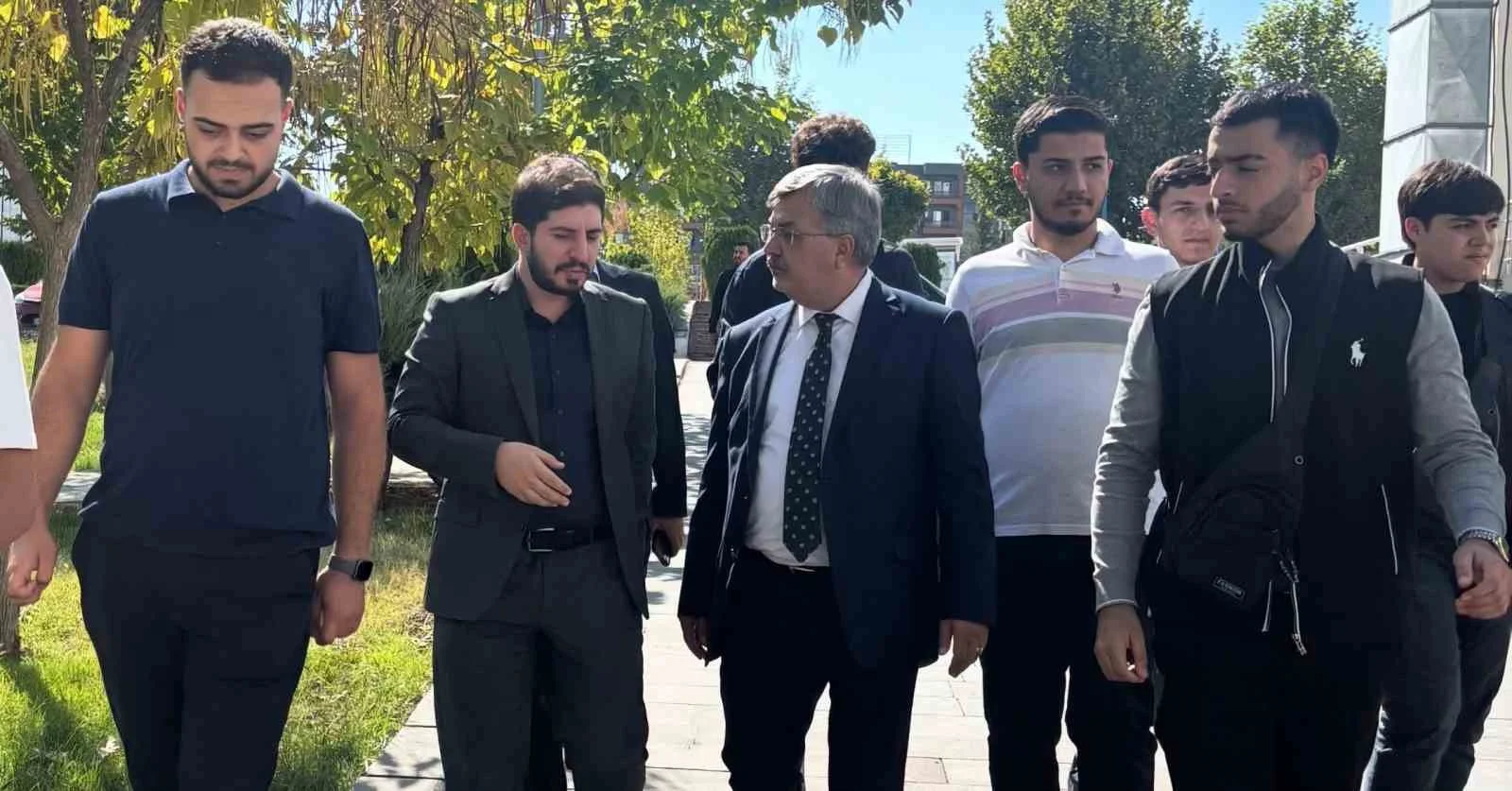 Başkan Çadır, üniversite öğrencileriyle bir araya geldi
