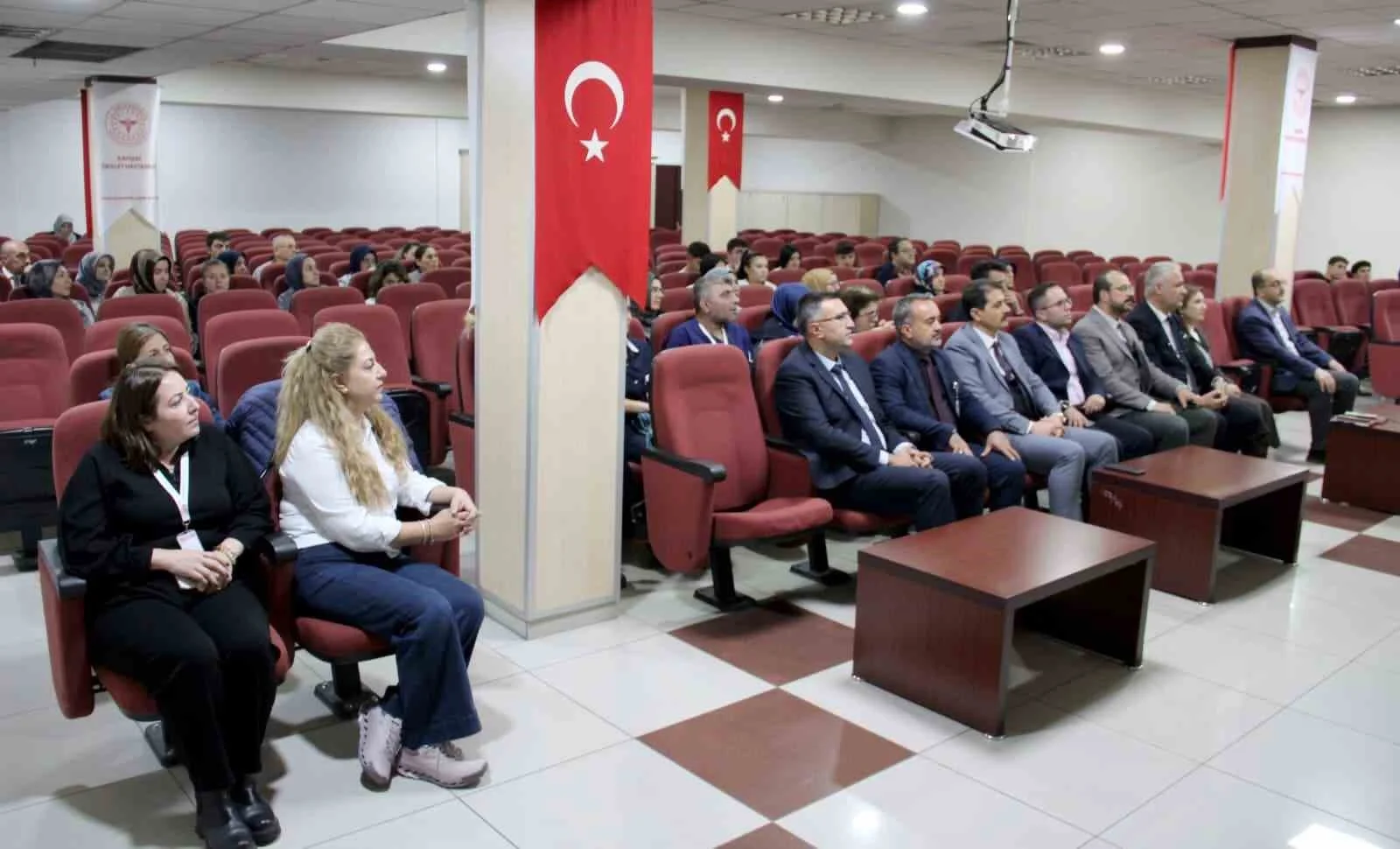 Kayseri Devlet Hastanesi’nde "meme kanseri farkındalık eğitimi" düzenlendi