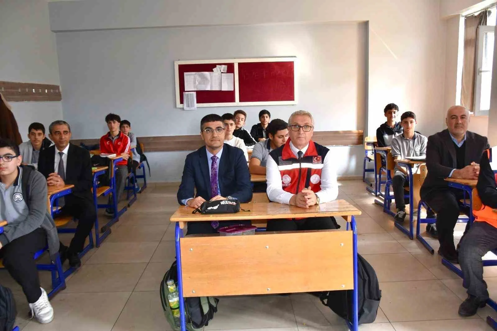 Batman’da okullarda eş zamanlı tahliye tatbikatı