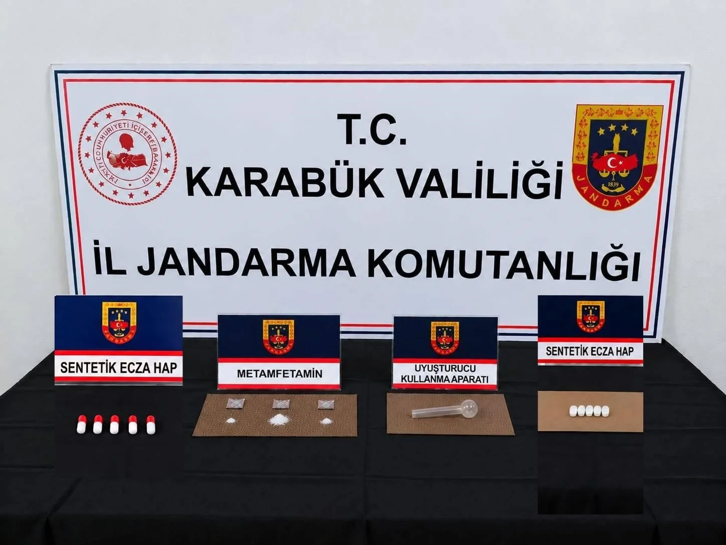 Karabük’te uyuşturucu ve kaçak tütün operasyonu: 11 şüpheli adliyeye sevk edildi