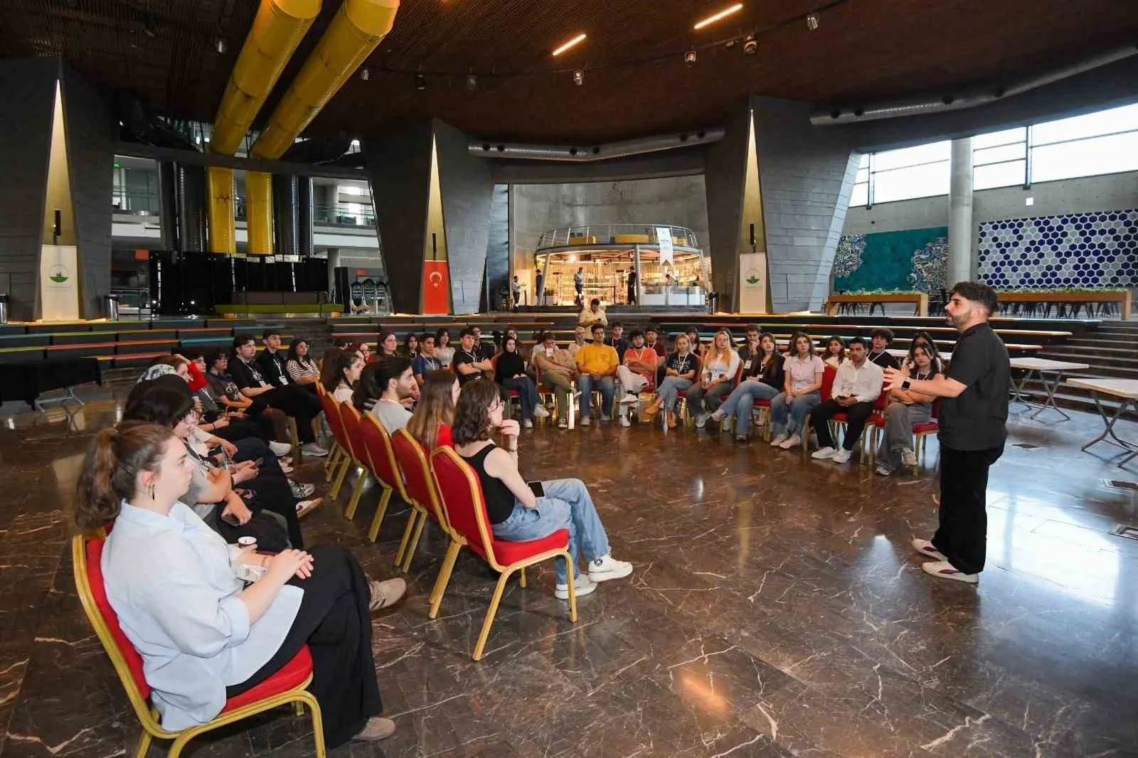 Osmangazi’de gençlerden kente yenilikçi çözümler