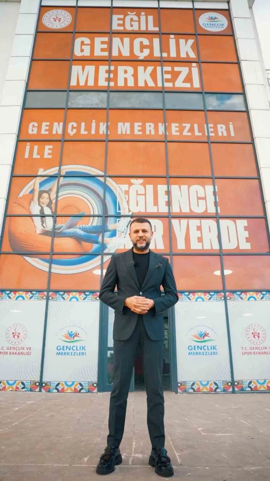 Eğil Belediyesinden üniversite öğrencilerine eğitim desteği