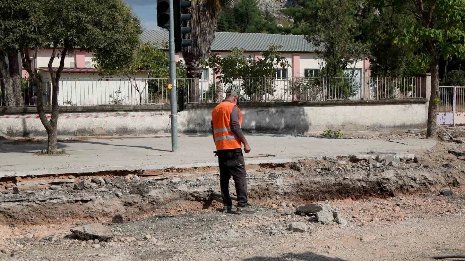 Muğla Büyükşehir’den Orhaniye Mahallesi’ne kapsamlı çalışma