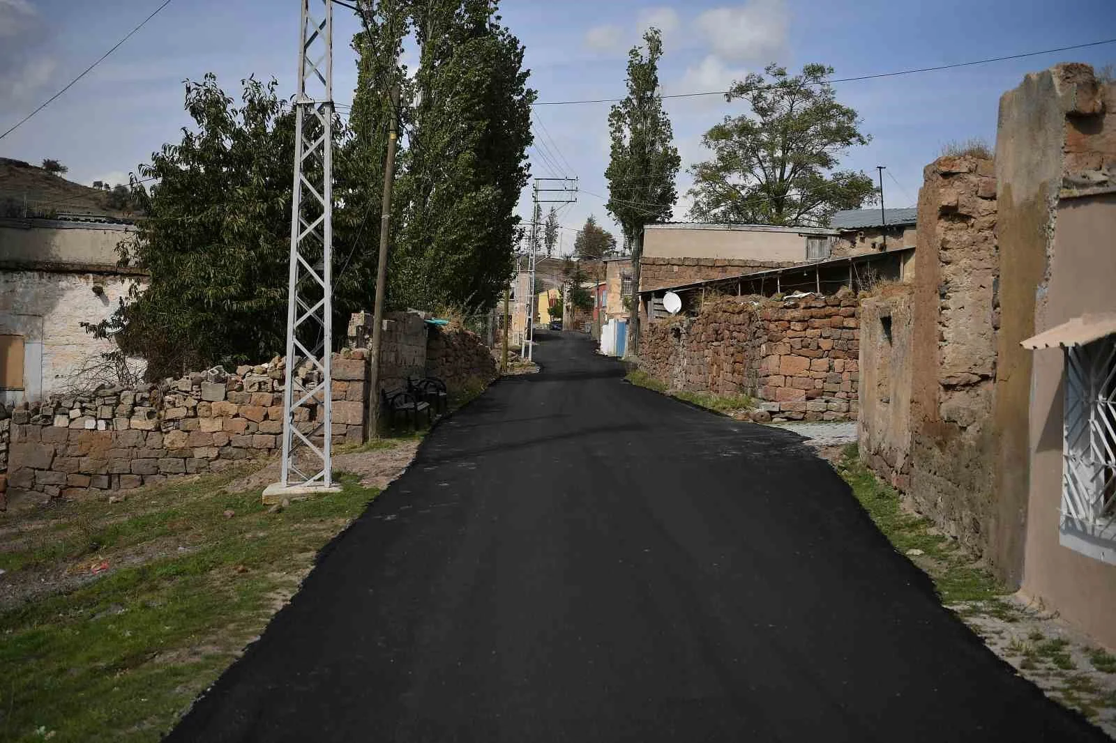 Büyükşehir’in kırsalı kalkındırma yatırımları sürüyor