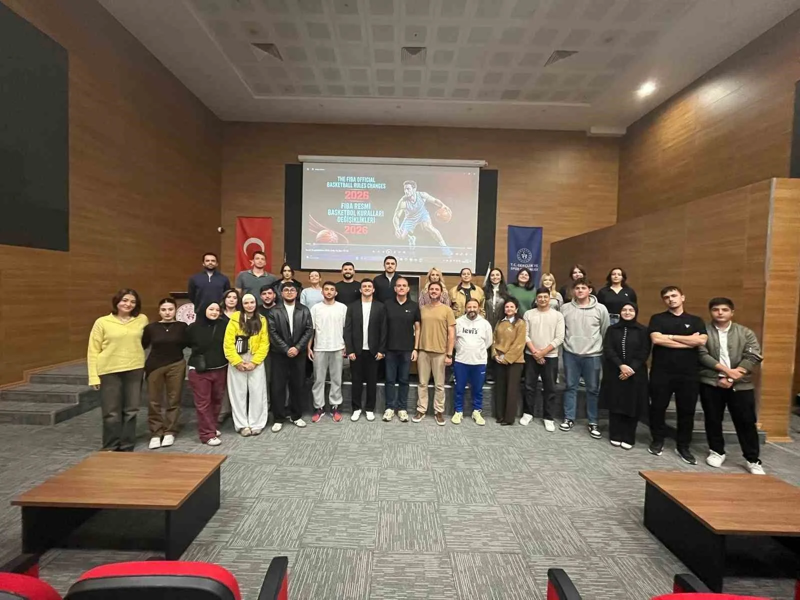 Erzurum’da yeni basketbol kuralları anlatıldı