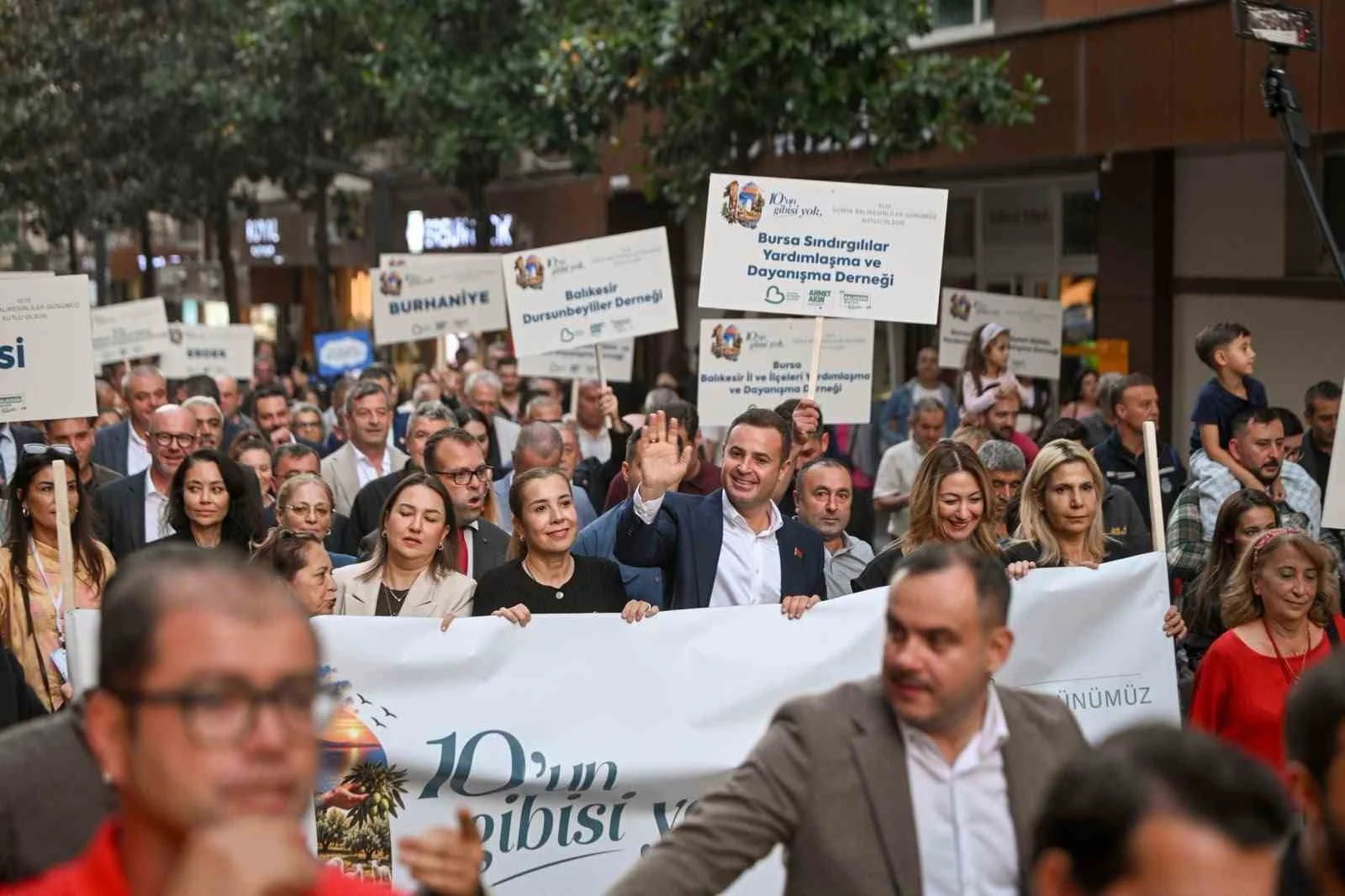 Dünya Balıkesirliler Günü coşkuyla kutlandı