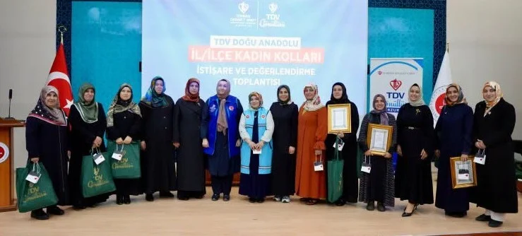 TDV Doğu Anadolu Kadın Kolları Erzurum’da buluştu