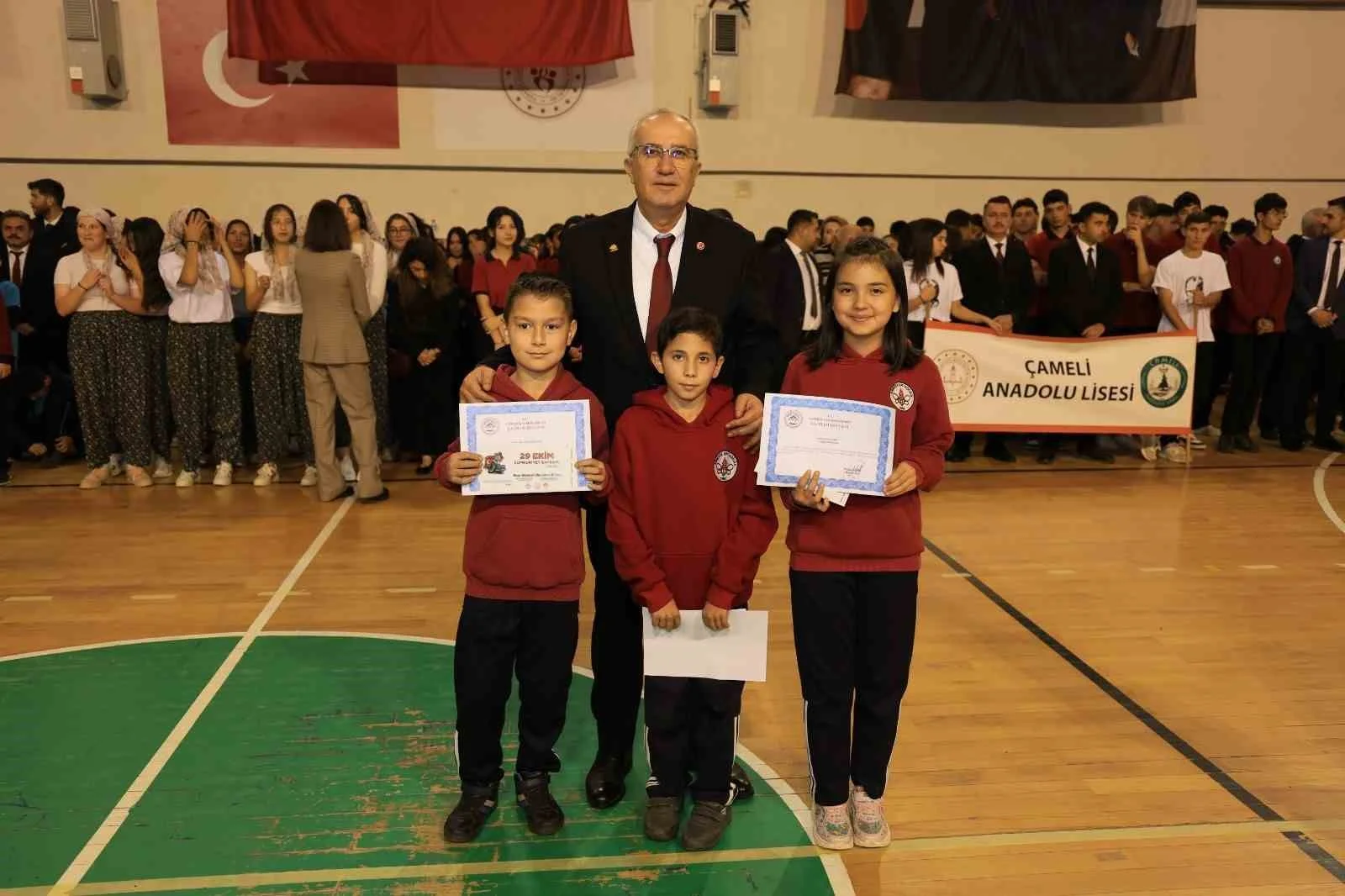 Çameli’de 29 Ekim Bayramı coşkuyla kutlandı