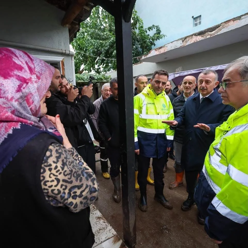 Kocaeli’de yağışın izleri temizleniyor
