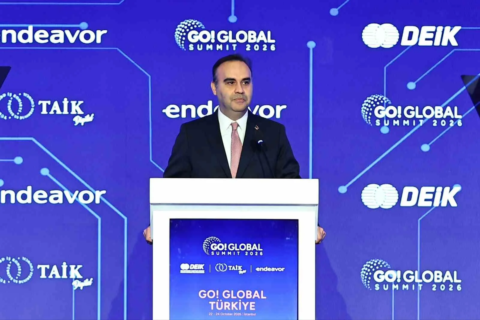 Bakan Kacır, ‘‘2030’a kadar Turcorn’ların toplam değerlemesini 100 milyar dolara çıkarmayı hedefliyoruz’’