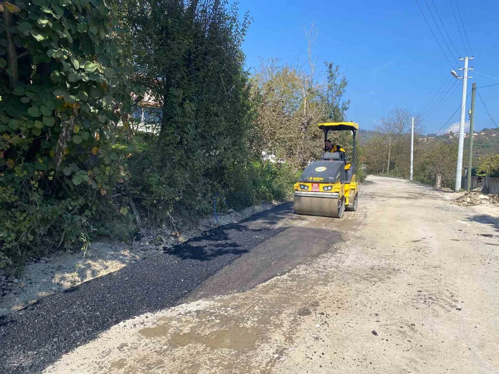 Düzce’de asfalt yama çalışmaları sürüyor