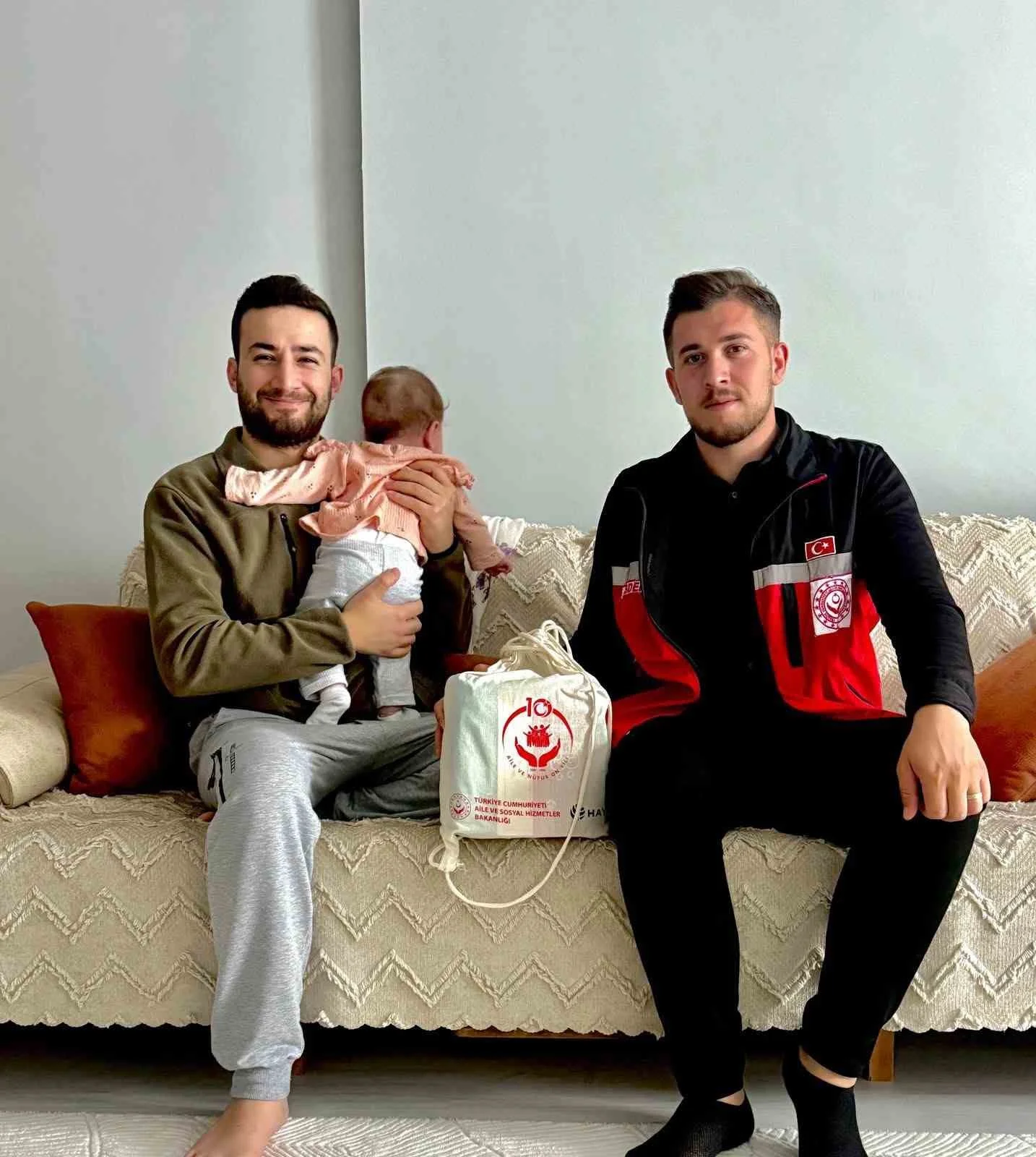Sason’da genç çiftlere bebek bakım desteği