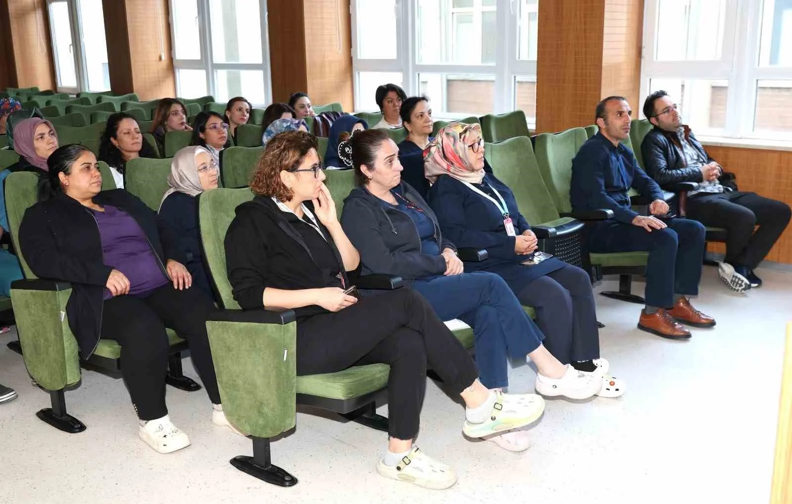 ERÜ Hastanelerinde, "Meme Kanseri Farkındalık Konferansı" düzenlendi