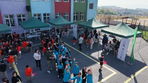 Gaziosmanpaşa köy okullarında uzayın kapılarını aralıyor