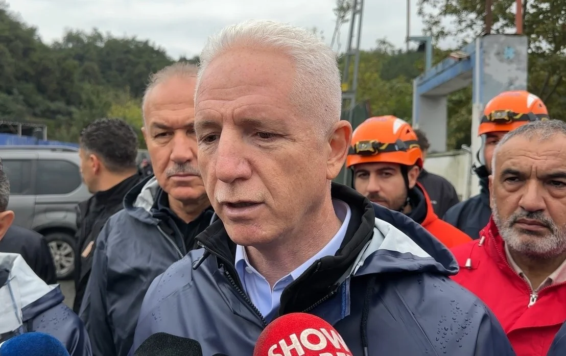 İstanbul Valisi Davut Gül: "Yaklaşık 2 bin 500 civarında hemşehrimiz kurtarıldı"
