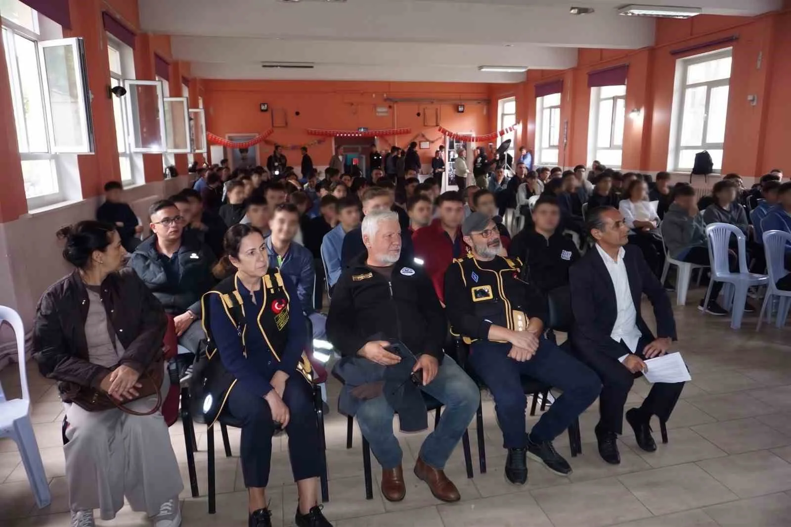Geleceğin haberleşme teknolojileri Bergama’da hayata geçiyor