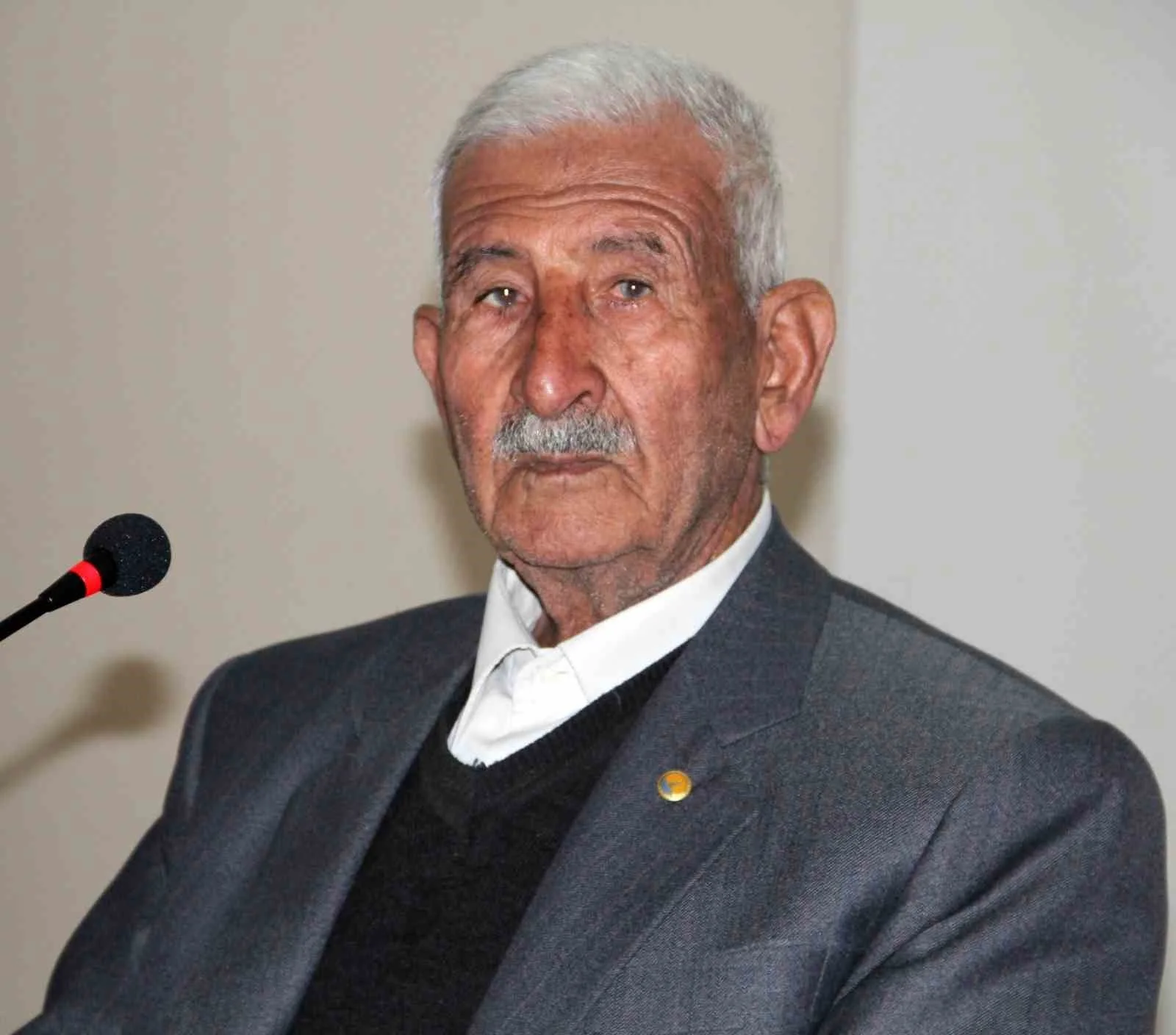 Ahlat’ta 86 yıllık caddeye taş ustasının ismi verildi