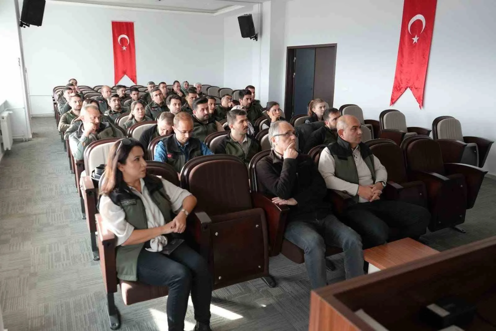 Kütahya’da orman personeline yasadışı kenevirle mücadele eğitimi
