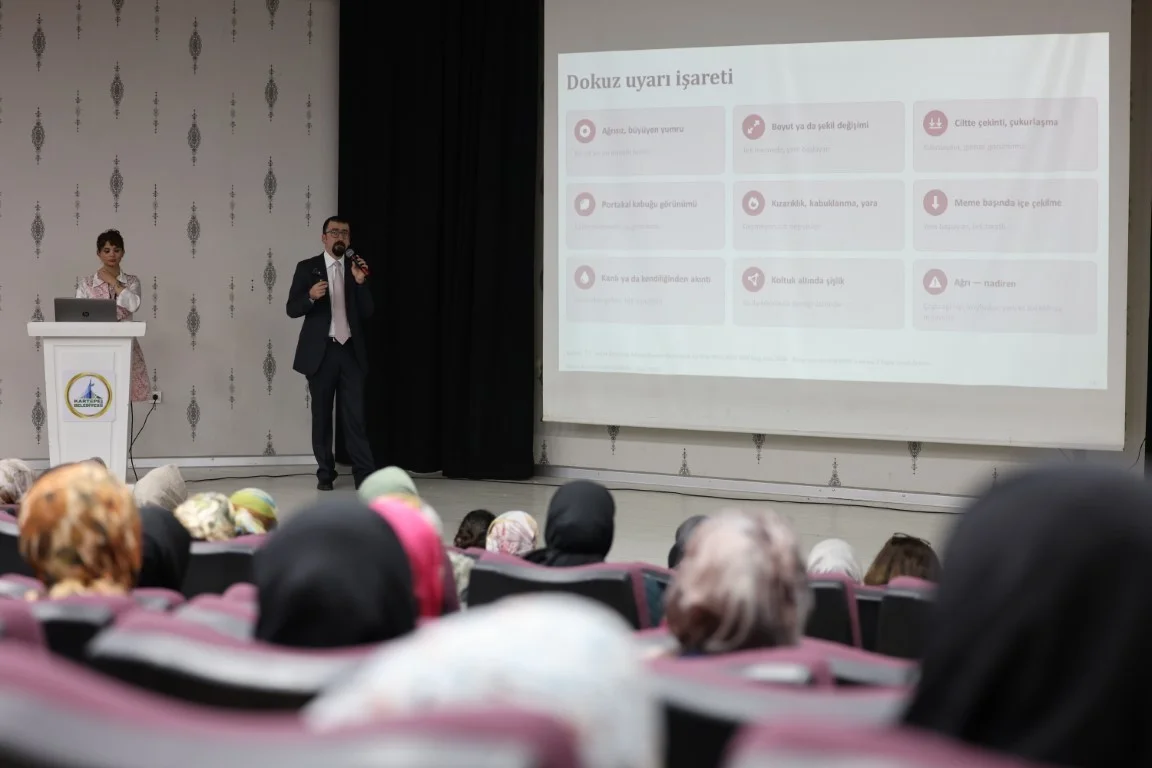 Kartepe’de meme kanserinde erken teşhisin önemi anlatıldı