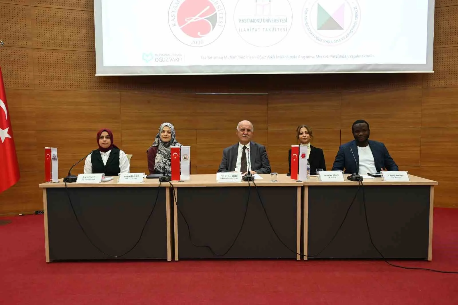 Muhammed İhsan Oğuz 7. İlahiyat Lisansüstü Tez Yarışması’nda ödüller sahiplerini buldu
