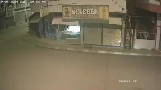 Elektrikli bisiklete çarptı, hiçbir şey olmamış gibi yoluna devam etti
