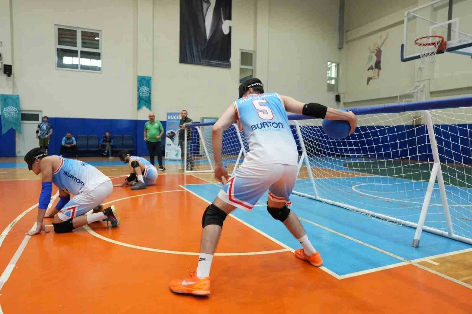 Gözler kapandı, empati kazandı