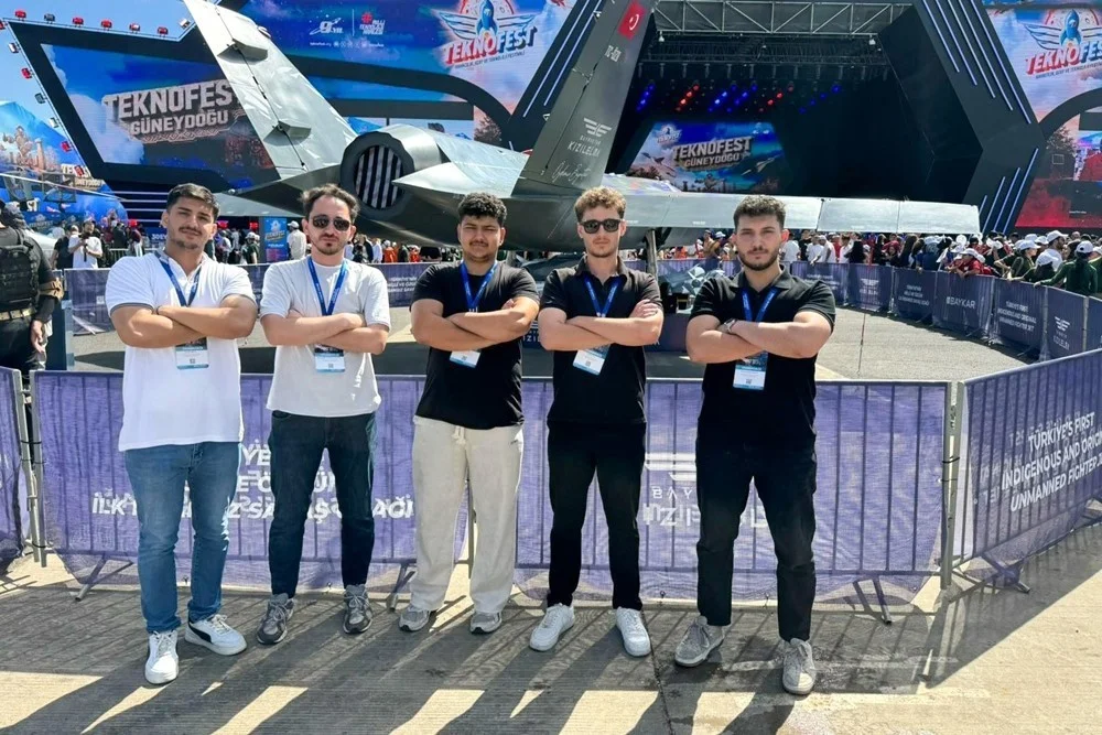 Kastamonu Üniversitesi öğrencileri, TEKNOFEST RoboLig’de Türkiye 5’incisi oldu