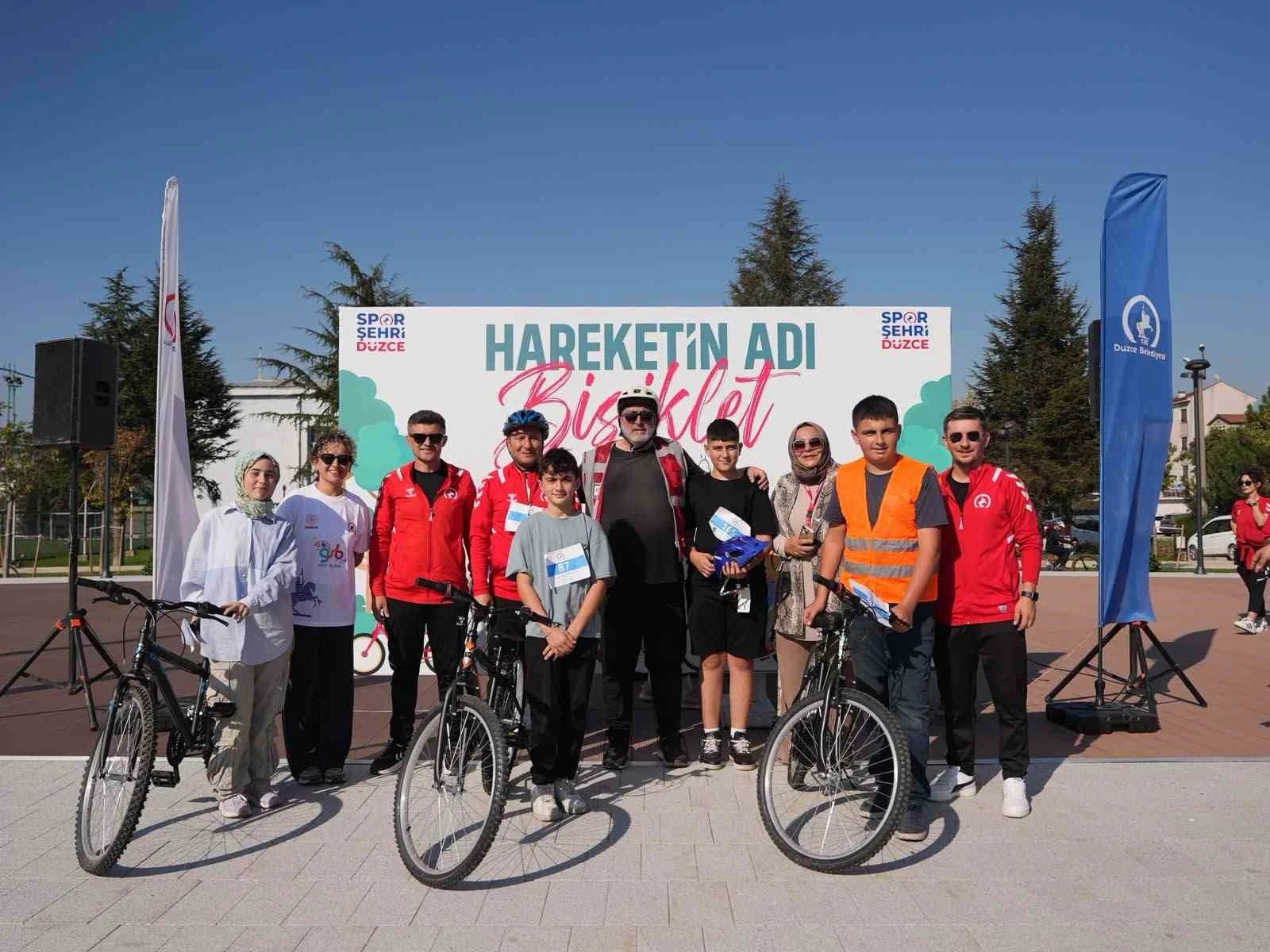 Düzce’de 7’den 70’e herkes pedal çevirdi
