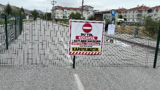 Kütahya’da mahkeme kararıyla yol ulaşıma kapatıldı