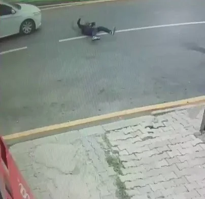 Otomobilin çarptığı öğrenci yaralandı