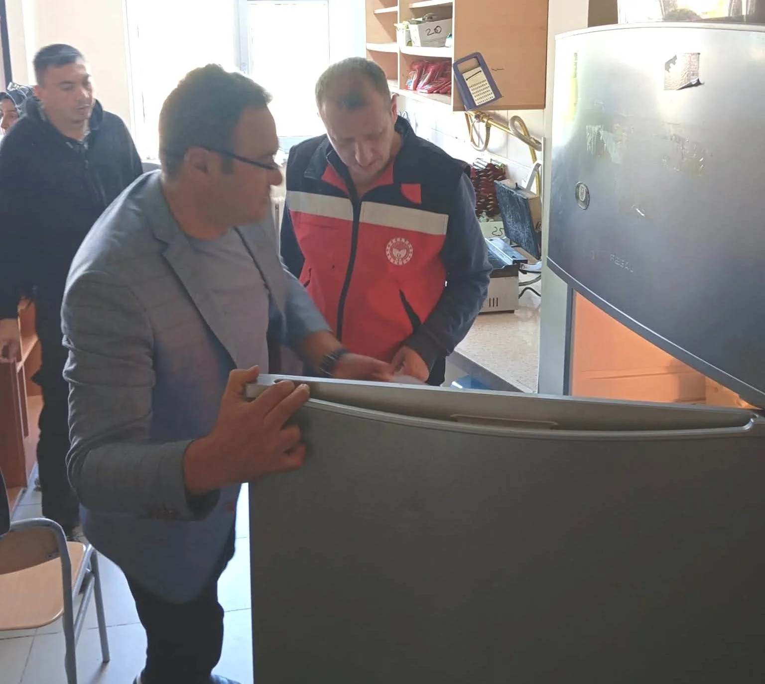 Çavdarhisar’da okul kantinlerine gıda denetimi
